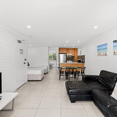 Surfers Paradise- Meters From The Beach! غولد كوست المظهر الخارجي الصورة